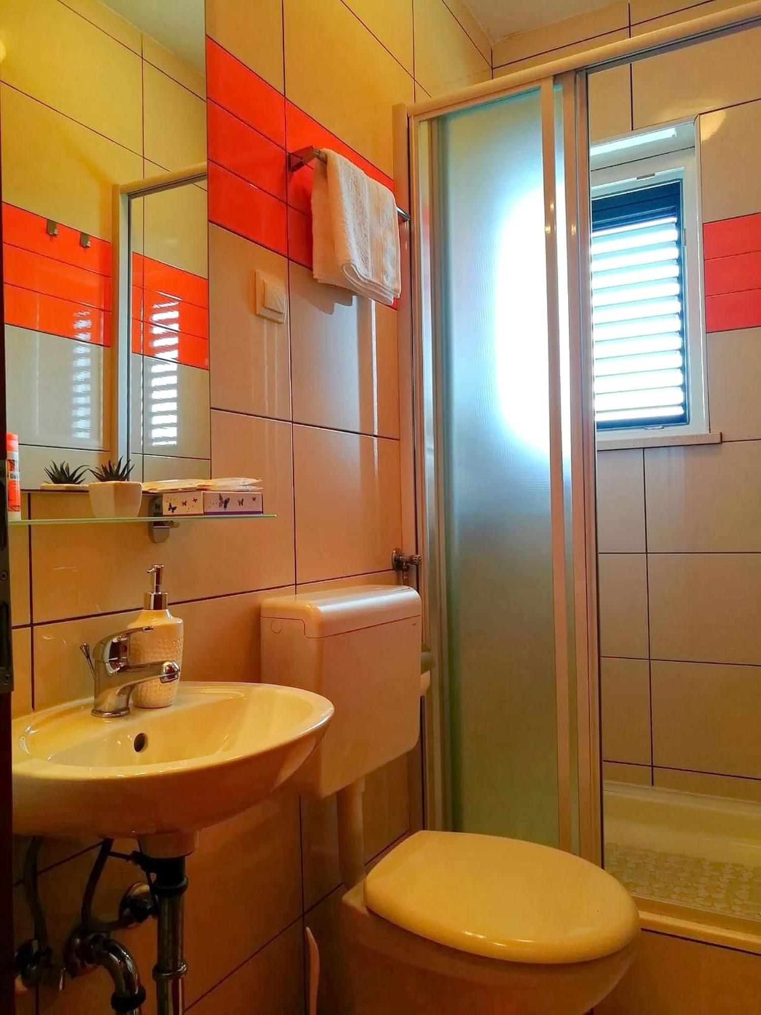 Apartments Kola Banići Стая снимка