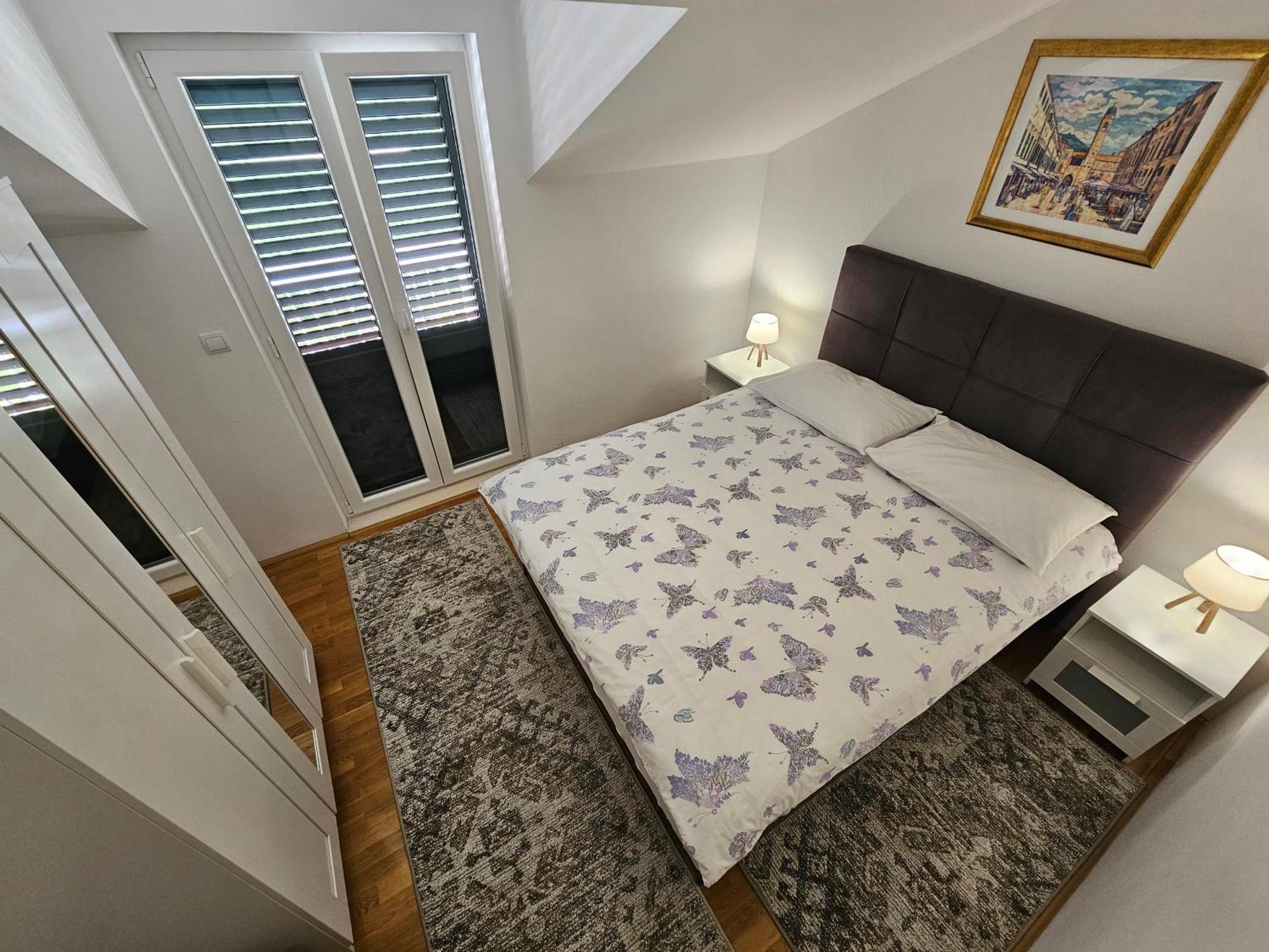 Apartments Kola Banići Екстериор снимка